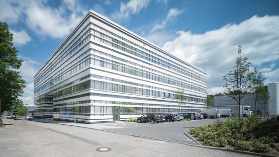 DESY, HAMBURG, NEW RESEARCH BUILDING AND LABORATORY, CENTRE FOR STRUCTURAL SYSTEMS BIOLOGY